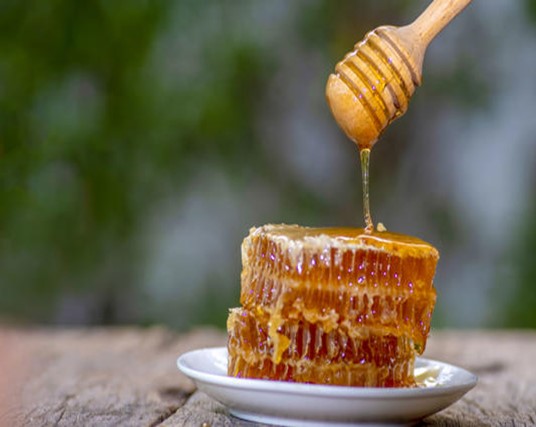 Health Experts Warn: The Side Effects of Eating Too Much&nbsp;Honey-
