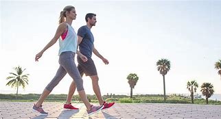 Power walking has several advantages over running. Here’s an explanation of why it might be the better&nbsp;choice.